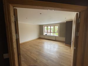 Dining room- click for photo gallery
